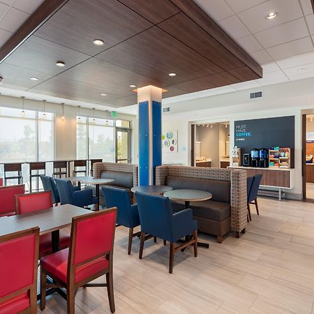 Holiday Inn Express & Suites - Moreno Valley - Riverside By Ihg Eksteriør billede