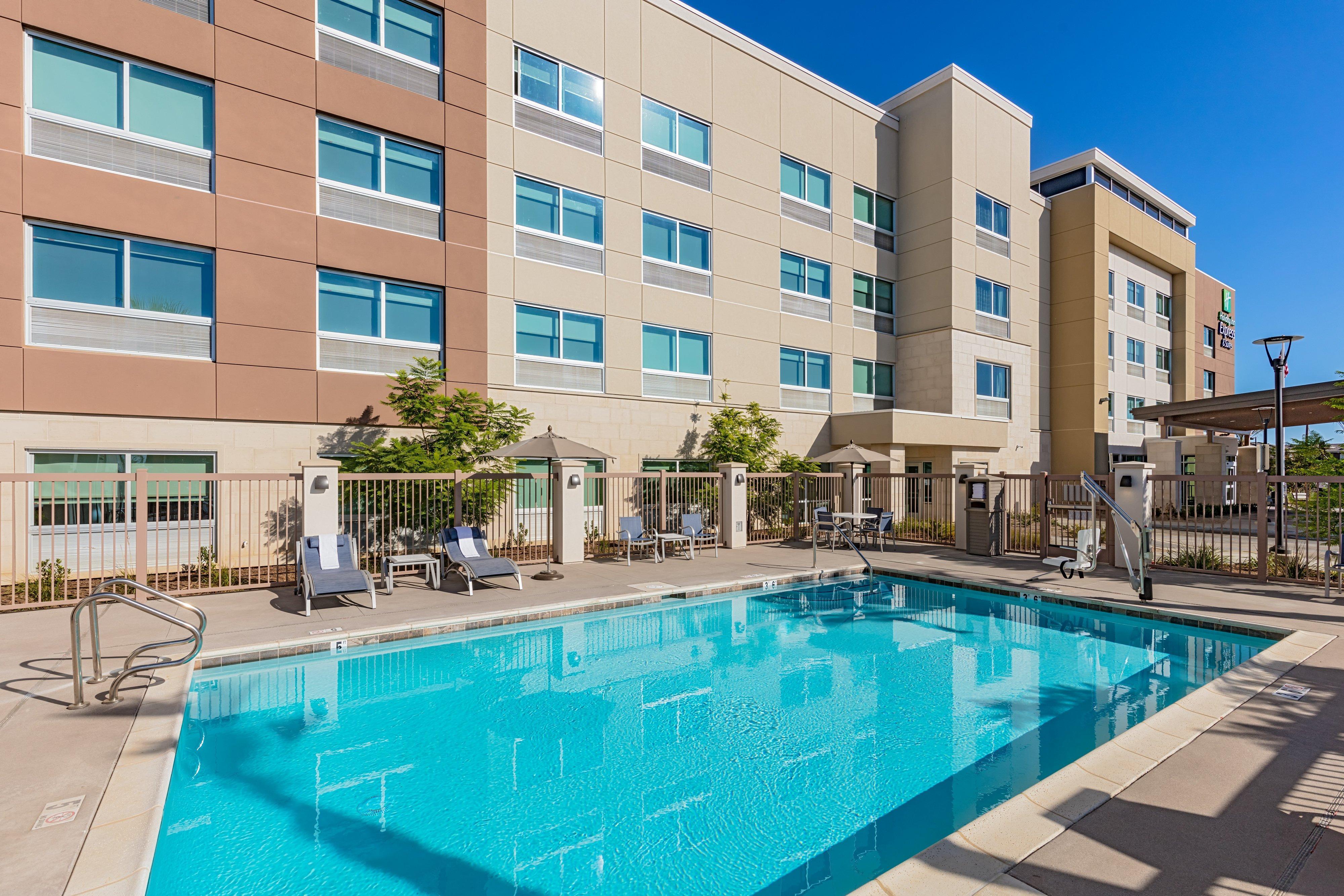 Holiday Inn Express & Suites - Moreno Valley - Riverside By Ihg Eksteriør billede