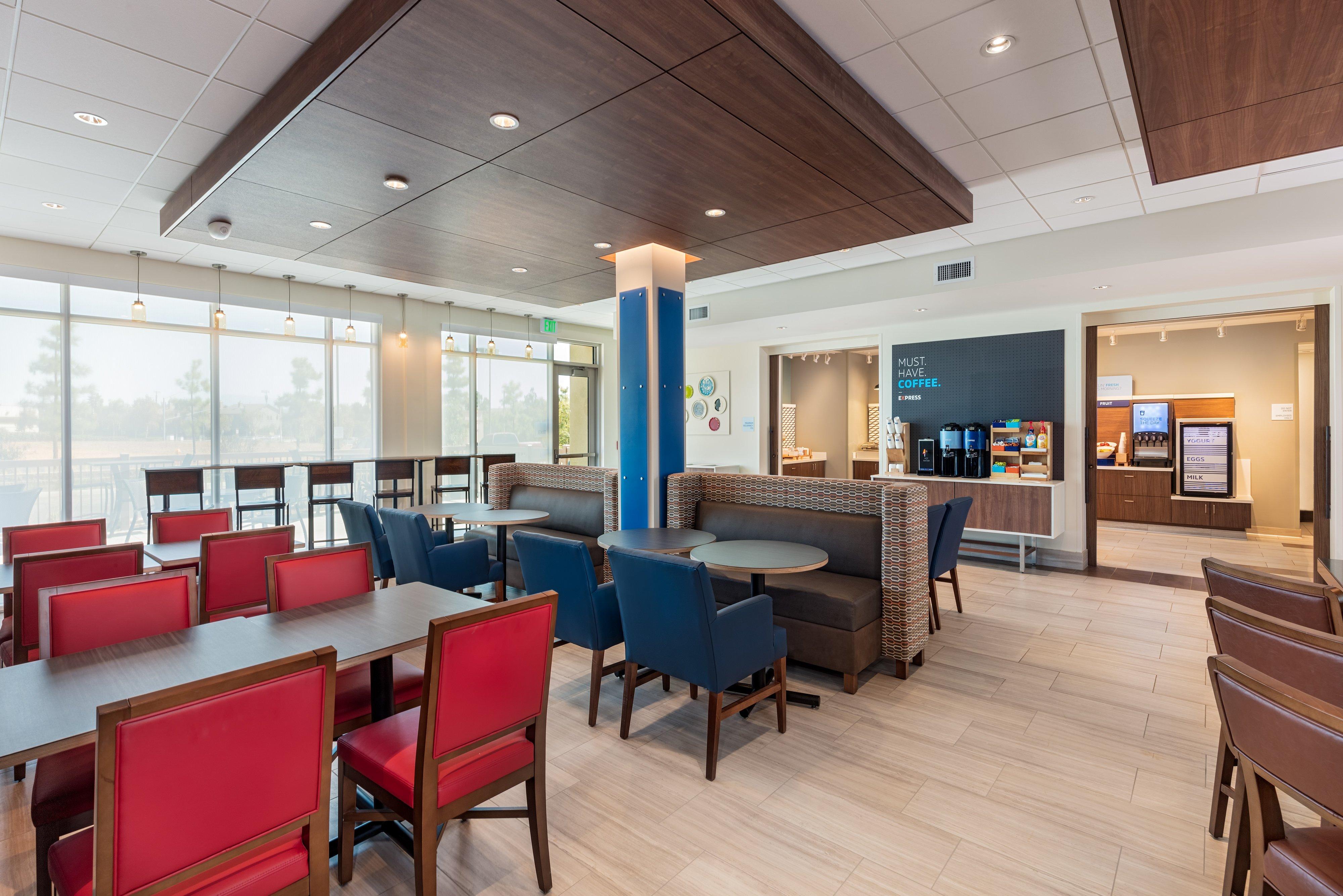 Holiday Inn Express & Suites - Moreno Valley - Riverside By Ihg Eksteriør billede